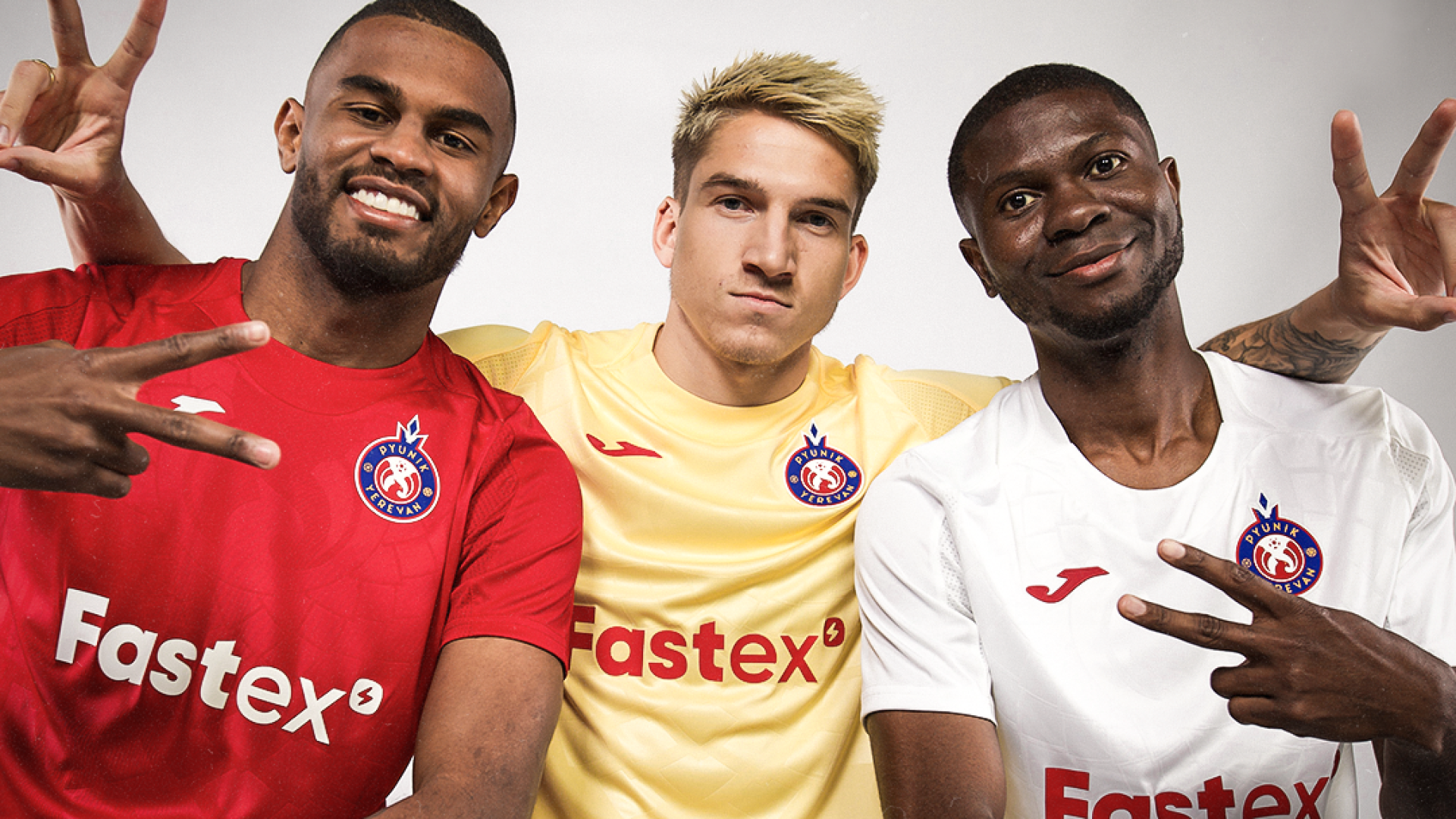 Season of sales on the collection of all kits